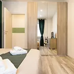 Pearl ✰✰✰✰✰ A 100 Metri Dal Apartman Arona